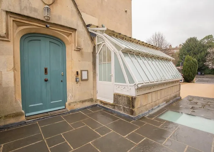 Number 17 Bath